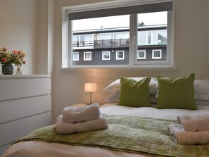 3 chambres, Wi-Fi gratuit, draps fournis