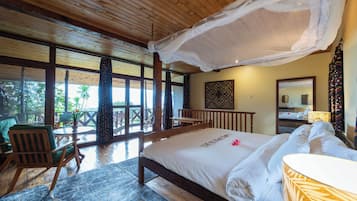 Executive Double Room, 1 King Bed, Pool View | 1 bedroom, in-room safe, free WiFi, bed sheets
