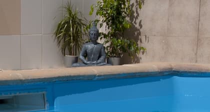 Casa Rural con piscina, Villa 4 Nietos