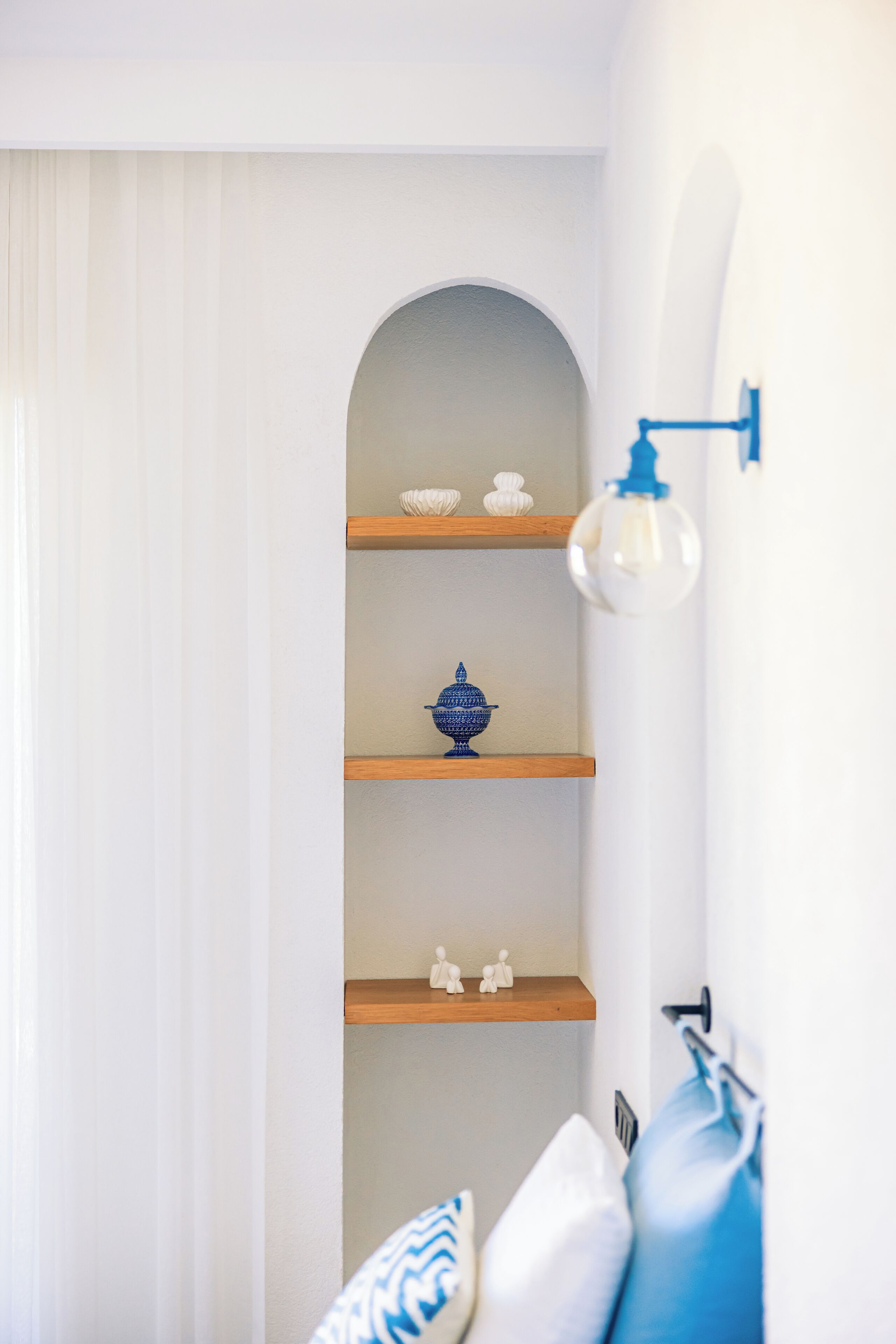 superior triple room | 1 bedroom, free minibar, in-room safe, individually decorated