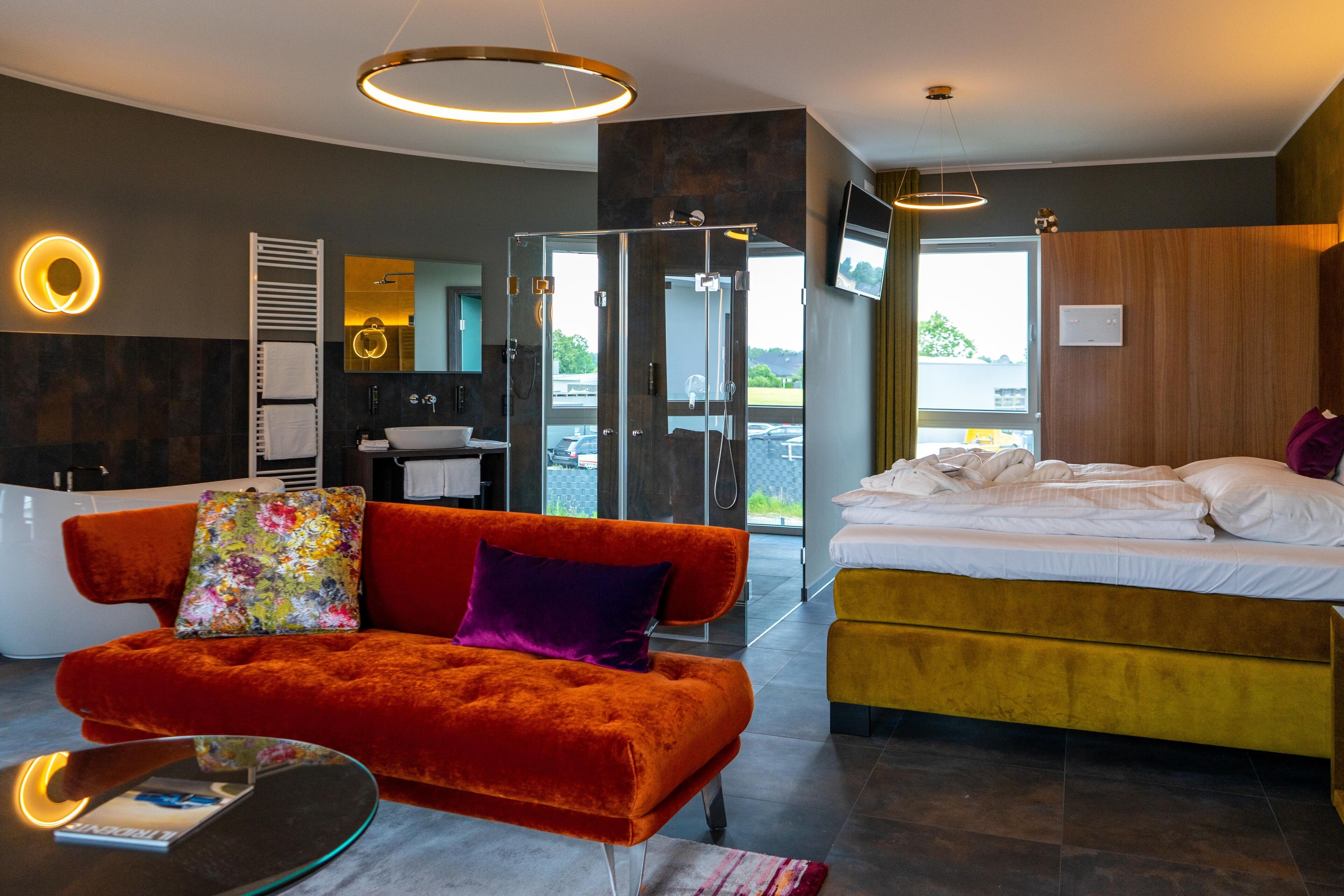 superior double room | living area | flat-screen tv, netflix, heated floors, streaming services