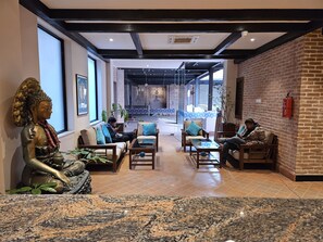 Sala de estar en el lobby