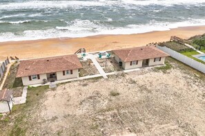 Exterior - Relax! Steps to Quiet Beach | Quarter Deck Cottage in Flagler Beach | Lovely Beachside Location (Flagler Beach)