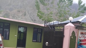 Front of property - Rama Midway Guest House (Astore)