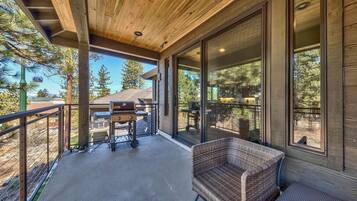 Casa de ciudad, 4 habitaciones | Balcón