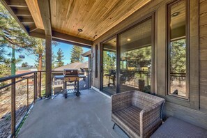 Maison mitoyenne, 4 chambres | Balcon