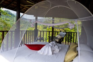 Quarto solteiro superior, 1 cama King, vista para a montanha (King) | 1 quarto, roupas de cama de algodão egípcio, roupas de cama premium