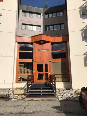 Exterior detail - Apt 4-5 pers. duplex, 32m² (Les Menuires)