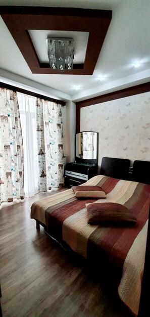 1 chambre, fer et planche à repasser, Wi-Fi gratuit, draps fournis