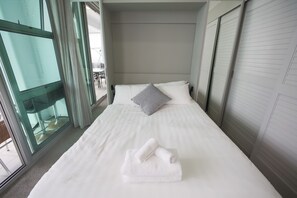 Apartment, 1 Bedroom | 1 bedroom, iron/ironing board, free WiFi, bed sheets