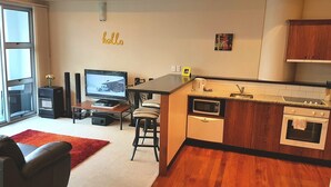 Private kitchen - Urban Estates - Princes Wharf Apartment N15 Shed 20 (Auckland)