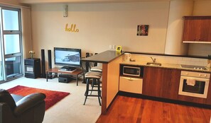 Apartment, 1 Bedroom | Private kitchen