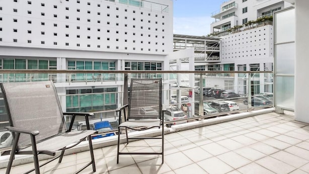 Balcony - Urban Estates - Princes Wharf Apartment N15 Shed 20 (Auckland)