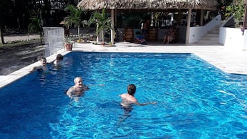 Udendørs pool