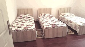 3 bedrooms - beautiful sea garden (batumi)