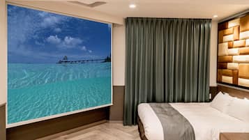 Artículos del minibar gratis, sistema de insonorización y wifi gratis