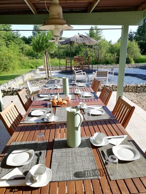 Terrace/patio - Chambres d'hôtes La Vergne (Saint-Martin-des-Combes)
