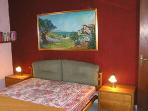 2 bedrooms, iron/ironing board, free WiFi, bed sheets - The farther you are from the world, the more beautiful the world seems (Noto (SR))