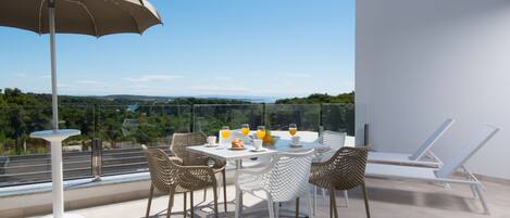 Deluxe Apartment, 2 Bedrooms, Sea View | View from room