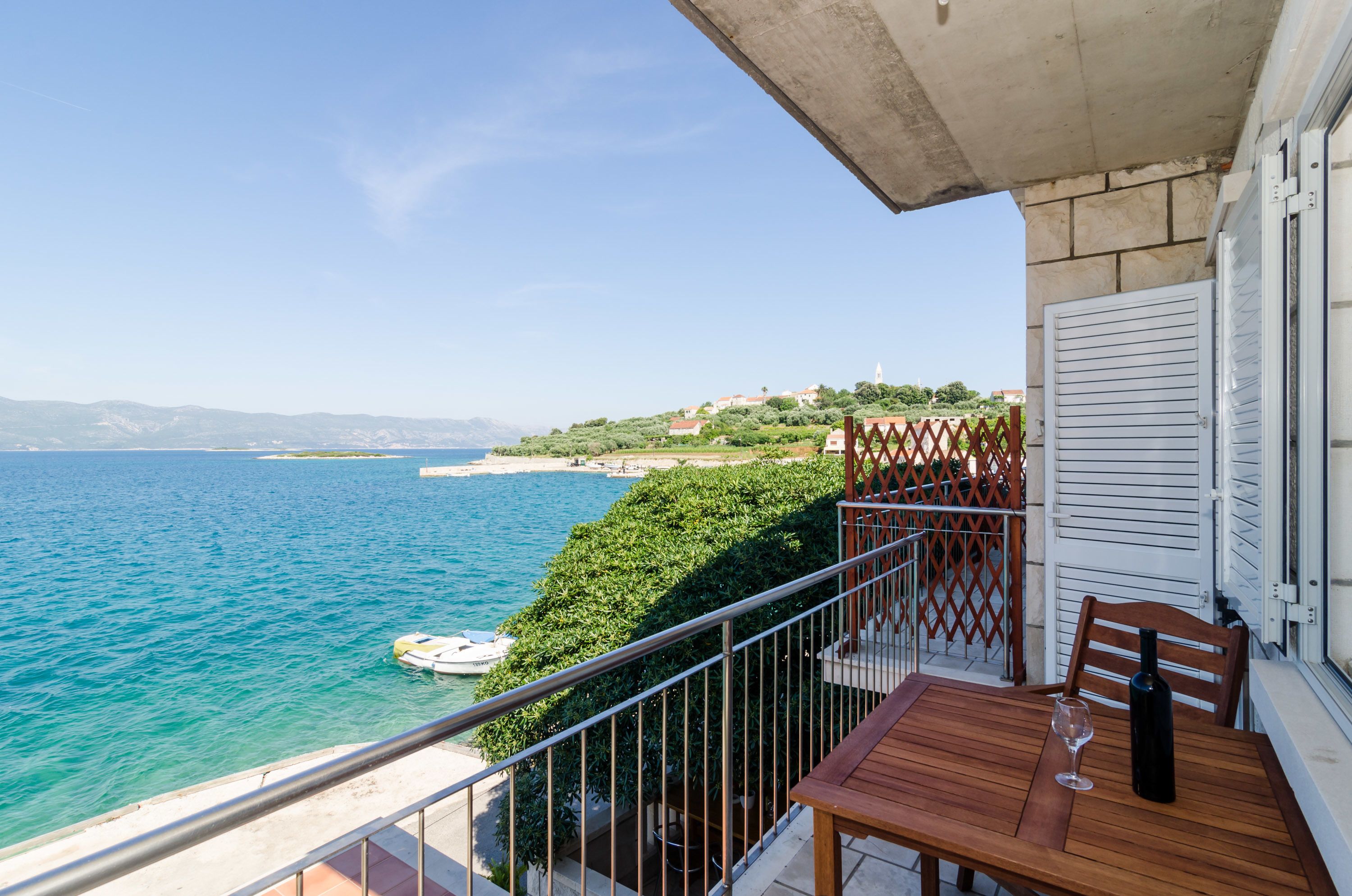 Studio, vue mer | Vue de la chambre