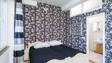 Studio (Apartments Nikolina (LU) - Studio wit)