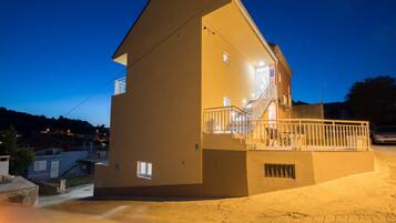 Apartment (Apartments Sunshine Home - Two Bedroo) | Exterior
