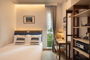 Iron/ironing board, free WiFi, bed sheets - Sova Hotel Bangkok (Bangkok)