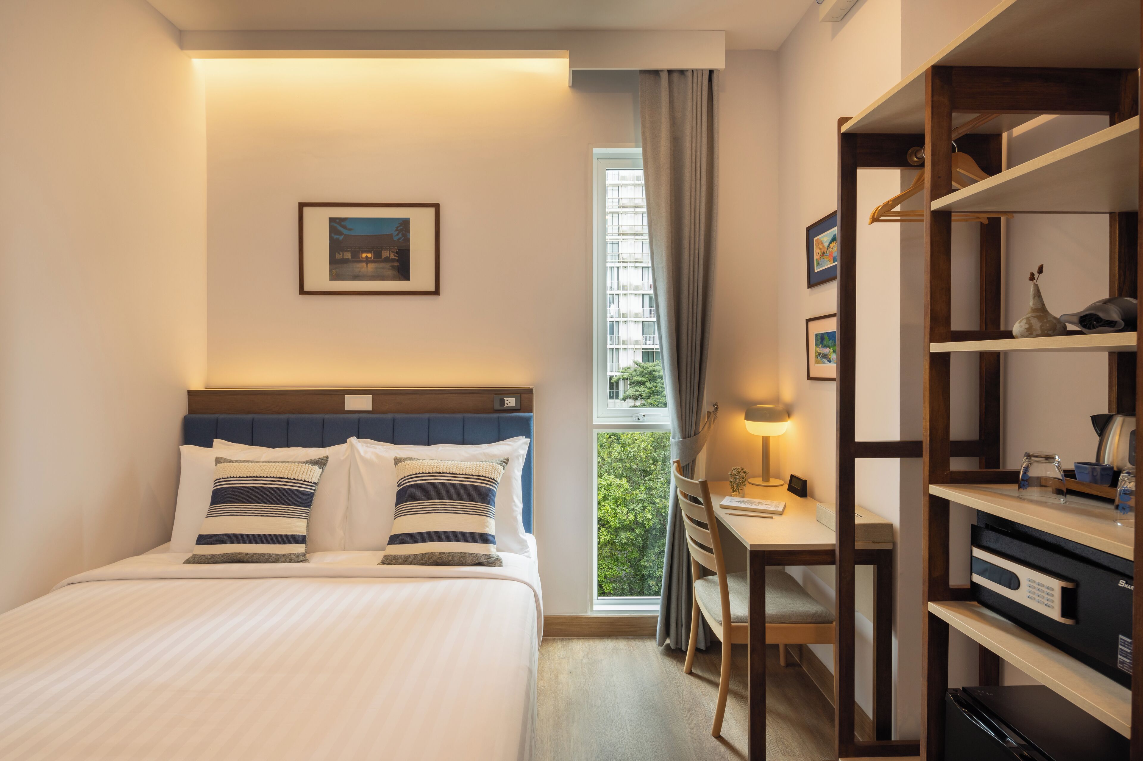 Classic Room, 1 Katil Ratu (Queen), Non Smoking, City View | Teres/patio