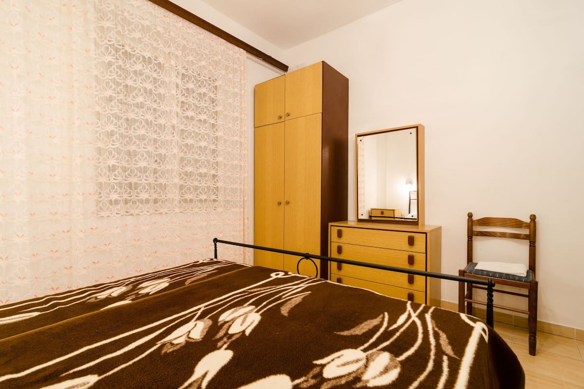 Double Room | Peralatan tempat tidur premium, Wi-fi percuma, cadar katil
