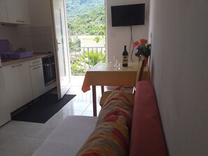 Apartment, 1 Bedroom, Terrace, Sea View | Living room | TV - Apartments Paolo (Mljet)