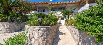 Apartments Djurkovic