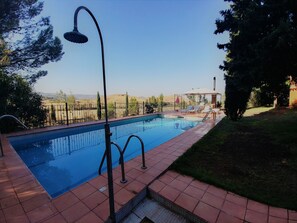 Piscine extérieure, piscine chauffée