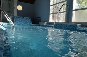 Piscine extérieure, piscine chauffée