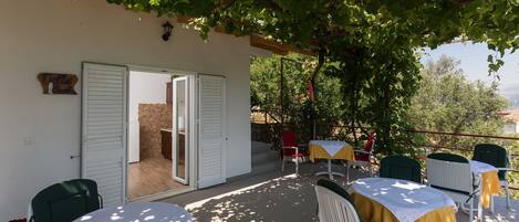 Double Room (Guest House Oreb - Double Room -3) | Terrace/patio