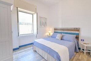 Roupas de cama premium, frigobar, individualmente mobiliados
