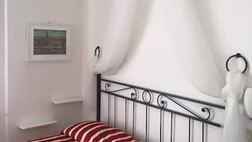 Caja de seguridad en la habitación, cunas, wifi gratis y ropa de cama
