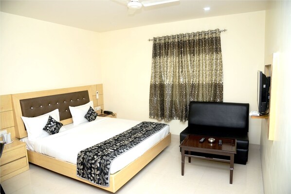 Rollaway beds, free WiFi