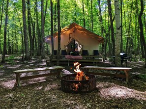 Property grounds - Luxury Glamping w/Resort Access Included, Site 10 (Phelps)