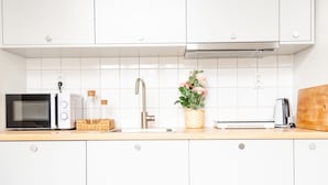 Private kitchen - WeHost Pieni Roobertinkatu 13 (Helsinki)