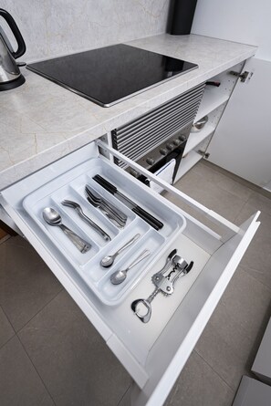 Fridge, microwave, oven, dishwasher