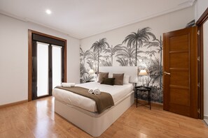 1 dormitorio, tabla de planchar con plancha, wifi gratis y ropa de cama
