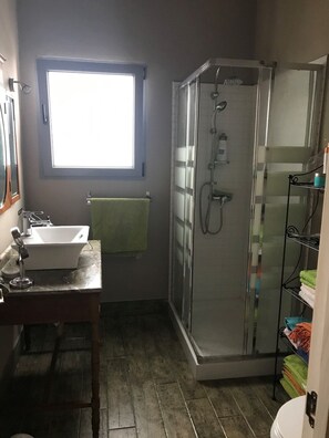 Private kitchen - "House of the swamp" La Riva (La Riva)