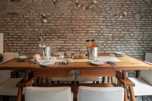 Daily buffet breakfast for a fee - Good Morning Bologna (Bologna)