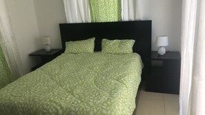 3 bedrooms, iron/ironing board, WiFi