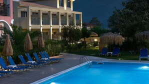 Unclassified image, 2 of 42, button - Grapevines Hotel (Zakynthos)