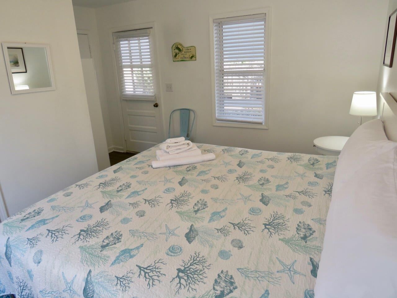 2 bedrooms, WiFi, bed sheets