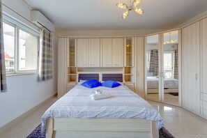 Apartment (1 Bedroom)