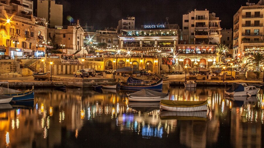 Stylish 3BR Apartment, Fantastic Location in Sliema