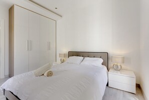 Apartment (1 Bedroom)