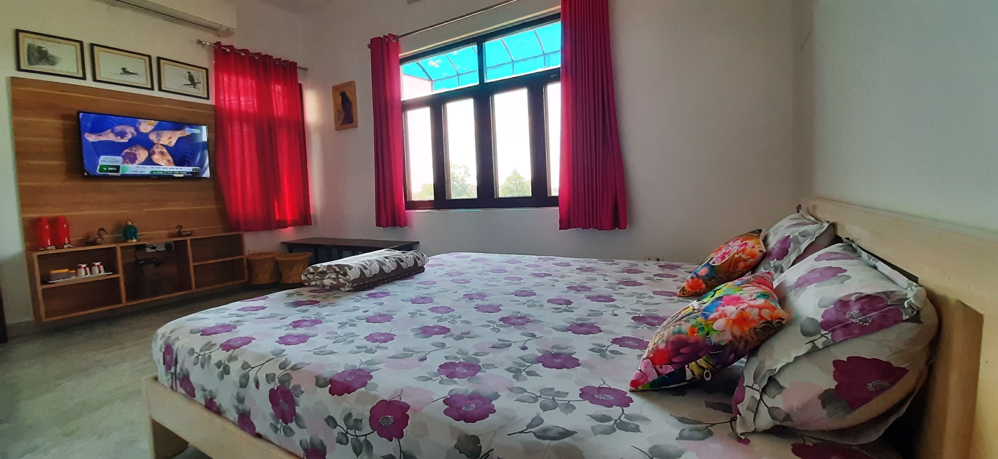 Deluxe Double or Twin Room | Rollaway beds, free WiFi